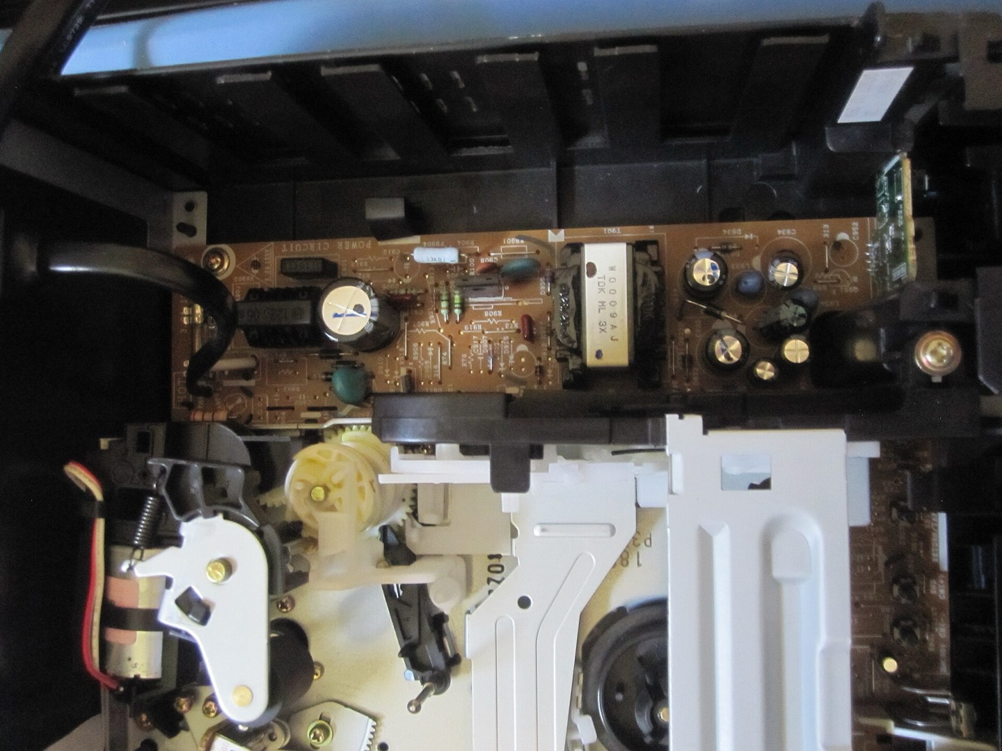 Circuitry inside a VHS player